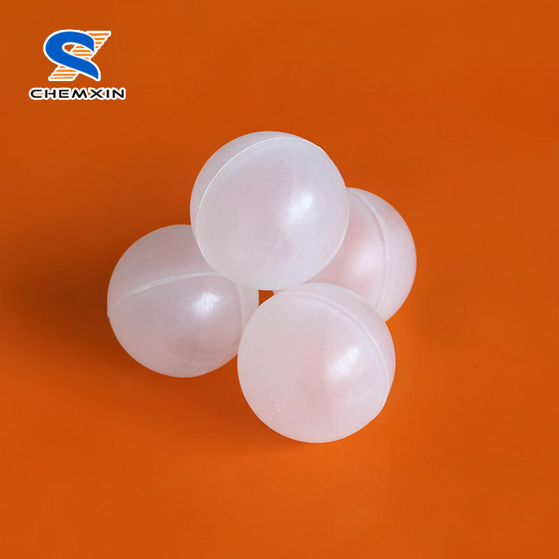 Plastic Tower Packing 25mm 38mm 50mm PP PVC CPVC Plastic Hollow Floatation Ball For Waste Water Treatment